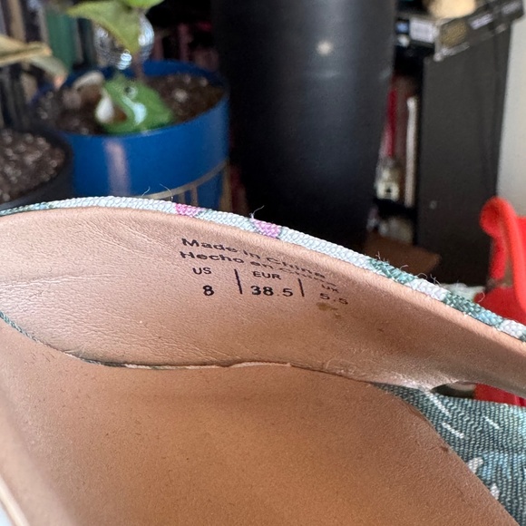 BEAUTIFUL FLORAL SPRING SANDAL PLATFORMS. - Picture 4 of 4